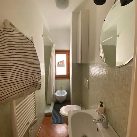 Cozy Central Apartment In Florence - Spectacular Views Of Duomo-3
